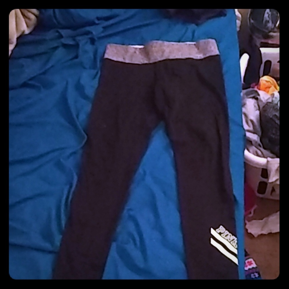 VS Pink leggings